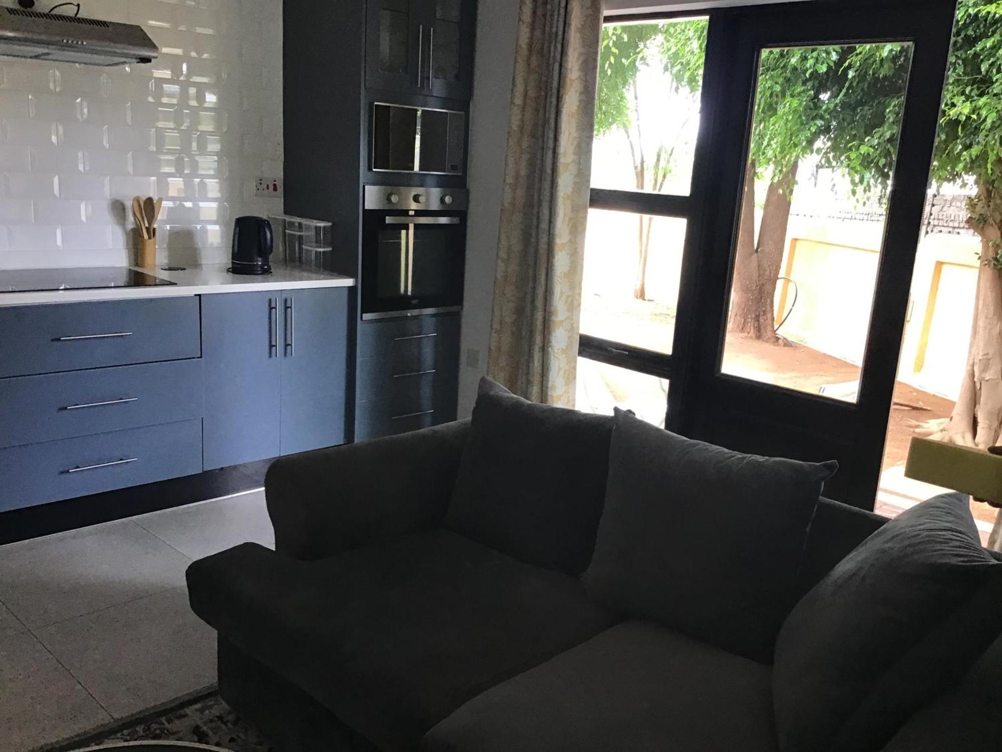The Capital Guest House Gaborone Exteriér fotografie